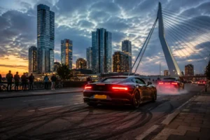 Avondritten in Rotterdam centrum: autoliefde en overlast door verkeersgedrag